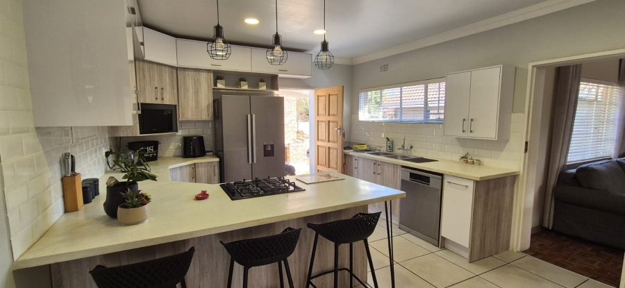 3 Bedroom Property for Sale in Roodia Free State